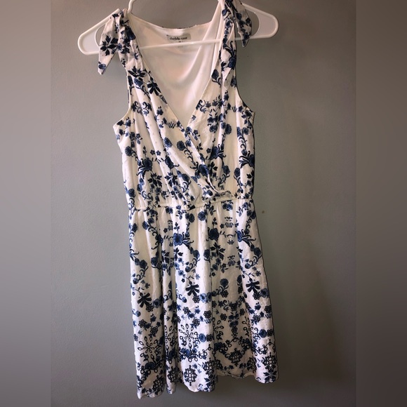 Charlotte Russe Dresses & Skirts - Navy Blue and White Charlotte Russe Dress